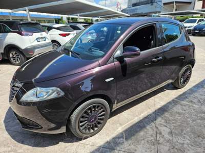 Lancia Ypsilon 1.2 69 CV 5 porte GPL Ecochic Elefantino Lilla usata Rossano Veneto