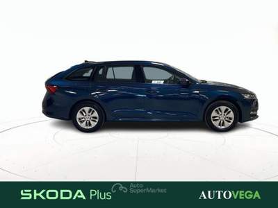 Skoda Octavia wagon 2.0 tdi evo executive 150cv dsg Blu/Azzurro usata Vicenza