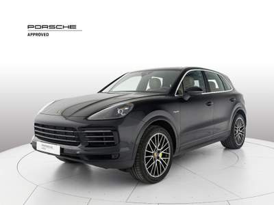 Porsche Cayenne 3.0 V6 E-Hybrid Nero usata Milano