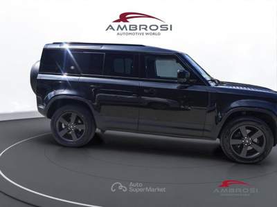 Land Rover Defender 110 3.0d i6 mhev X-Dynamic SE awd 200cv auto Nero usata Corciano