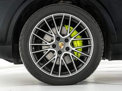 Porsche Cayenne 3.0 V6 E-Hybrid Nero usata Milano