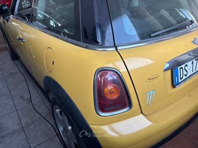 MINI Cooper 1.6 16V Cooper Giallo usata Asigliano Veneto