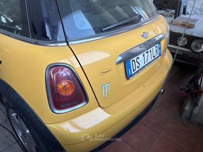 MINI Cooper 1.6 16V Cooper Giallo usata Asigliano Veneto