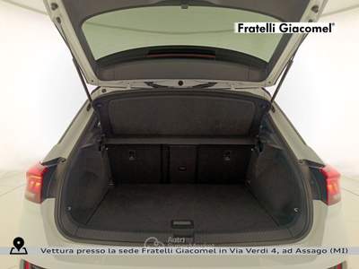 Volkswagen T-Roc 1.5 tsi r-line dsg Bianco usata Assago