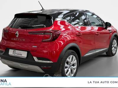 Renault Captur  - captur 1.6 e-tech phev intens 160cv auto Rosso usata Marcianise