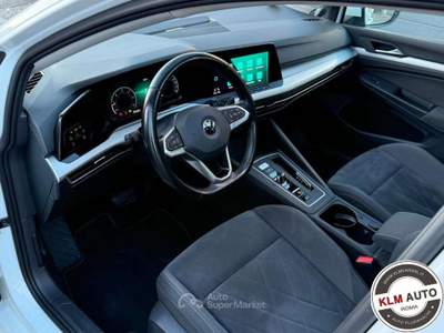 Volkswagen Golf 1.5 eTSI 150 CV EVO ACT DSG Style Bianco usata Roma