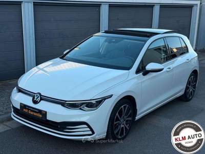 Volkswagen Golf 1.5 eTSI 150 CV EVO ACT DSG Style Bianco usata Roma