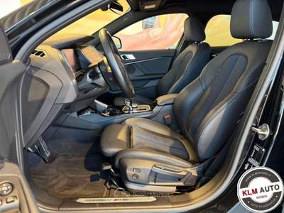 BMW Serie 1 118i 118 i 5p. M sport AUTOMATICA UFFICIALE Nero usata Roma