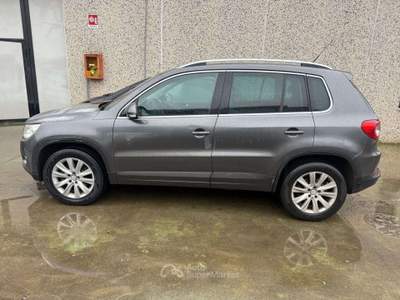 Volkswagen Tiguan 2.0 tdi Sport&Style 4motion tiptronic Argento usata Fontanella