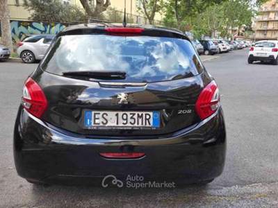 Peugeot 208 1° serie 1.2 VTi 82 CV 5 porte Active Nero usata Roma