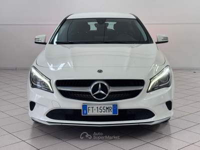 Mercedes-Benz CLA 200d Shooting BRAKE 4 MATIC Bianco usata Pollenza