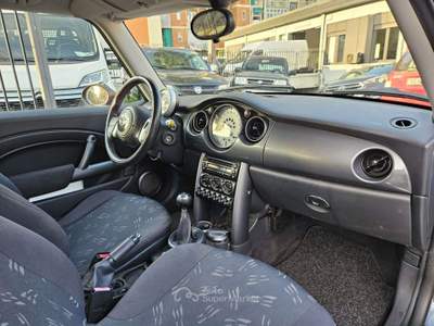 MINI One Mini 1.6 One De Luxe Nero usata Torino
