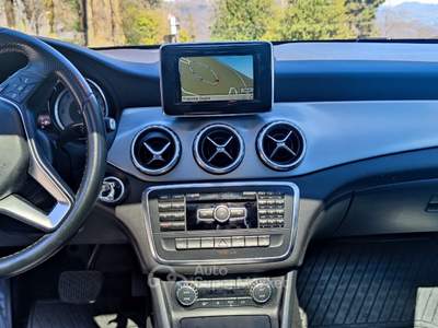 Mercedes-Benz GLA + 4 PNEUMATICI INVERNALI Nero usata PORTULA