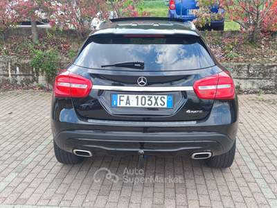Mercedes-Benz GLA + 4 PNEUMATICI INVERNALI Nero usata PORTULA