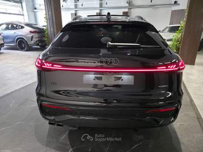 Audi Q5 Sportback 2.0 tdi 204CV S line ed.quattro s-tronic Nero usata Firenze