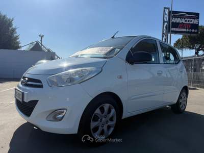 Hyundai i10 1.1 benzina 2011 Bianco usata Qualiano