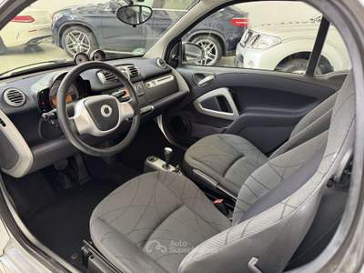 Smart ForTwo Fortwo 1.0 mhd Special One 71cv Bianco usata Ciserano