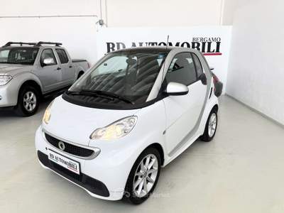 Smart ForTwo Fortwo 1.0 mhd Special One 71cv Bianco usata Ciserano