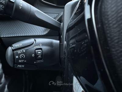 Peugeot 2008 CAMBIO AUTOMATICO Grigio usata Trescore Balneario