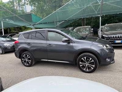 Toyota RAV4 RAV 4 2.0 D-4D Style Grigio usata Bologna