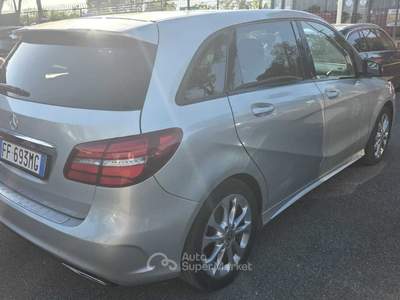 Mercedes-Benz Classe B amg tetto panoramico Argento usata Roma
