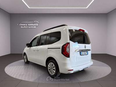 Renault Kangoo Kangoo III 2021 Passenger 1.5 blue dci Edition One Plus 95cv Bianco usata Grosseto