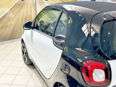 Smart ForTwo Fortwo III 2020 eq Passion Bianco usata Palermo