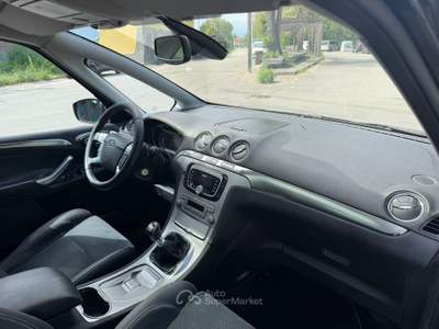 Ford S-Max  Nero usata TORINO