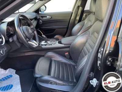 Alfa Romeo Giulia 2.0 Turbo 200 CV AT8 Sprint Nero usata Roma