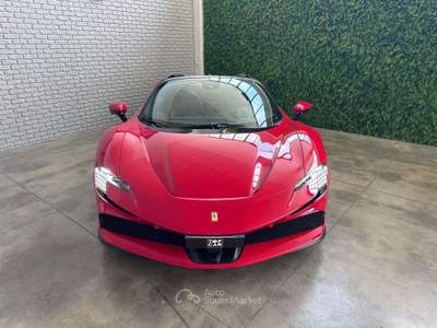 Ferrari SF90 SF90 XX Spider XX 4.0 F1 TUA SENZA ANTICIPO € 5.044,00 Rosso usata Terni