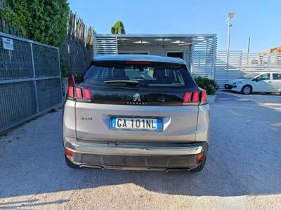 Peugeot 3008 S&S Business Grigio usata Altamura