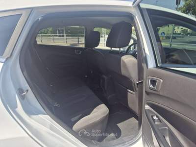 Ford Fiesta 5p 1.5 tdci Black&White 75cv *neopatentati * Bianco usata Treviglio
