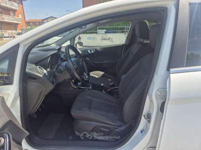 Ford Fiesta 5p 1.5 tdci Black&White 75cv *neopatentati * Bianco usata Treviglio