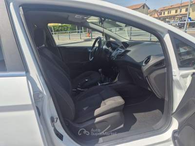 Ford Fiesta 5p 1.5 tdci Black&White 75cv *neopatentati * Bianco usata Treviglio