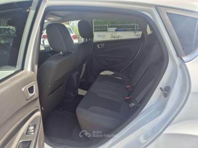 Ford Fiesta 5p 1.5 tdci Black&White 75cv *neopatentati * Bianco usata Treviglio