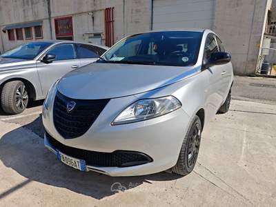 Lancia Ypsilon Auto in conto vendita in buone condizioni unico proprietario usata Roccadaspide