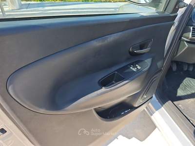 Lancia Ypsilon Auto in conto vendita in buone condizioni unico proprietario usata Roccadaspide