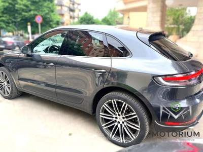 Porsche Macan 
                                                                                                                         Grigio usata Rende