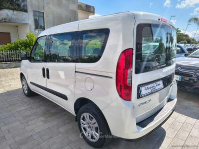 Fiat Doblò Doblò 1.3 MJT S&S PC Combi N1 Lounge Bianco usata Somma Vesuviana