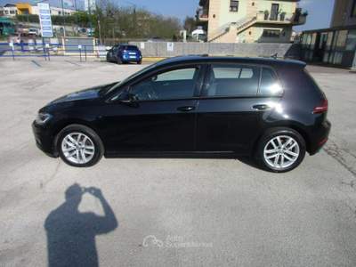 Volkswagen Golf 5p 5p 1.6 tdi Business blue motion 115cv GARANTITA FULL OPTIONAL Nero usata Ariano Irpino