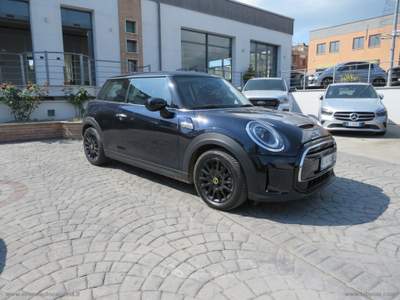 MINI Mini Full Electric Mini Cooper SE Essential Nero usata Anagni