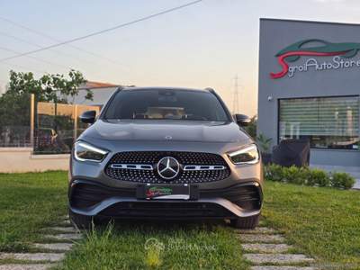 Mercedes-Benz GLA GLA 180 d Automatic Premium TETTUCCIO Grigio usata Partinico