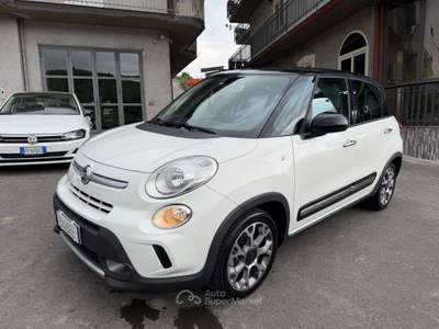 Fiat 500L 500L 1.6 MJT 105 CV Lounge Bianco usata SANTA MARIA NUOVA