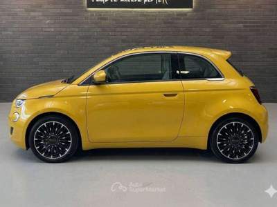 Fiat 500 500 1.0 hybrid Icon Oro usata Rondissone