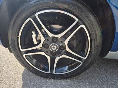 Smart ForTwo 90 0.9 Turbo twinamic Passion Blu/Azzurro usata Atripalda