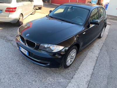 BMW Serie 1 120d 120 120d Euro5, Finanziabile, 20km/L Nero usata Ozzano dell'Emilia