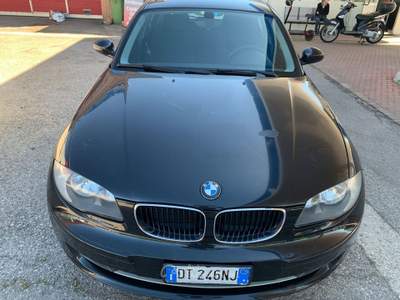 BMW Serie 1 120d 120 120d Euro5, Finanziabile, 20km/L Nero usata Ozzano dell'Emilia