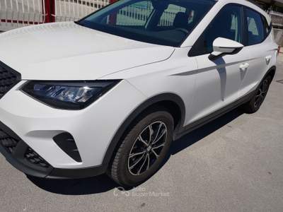 Seat Arona Tenuta in box, unico propietario usata Bari