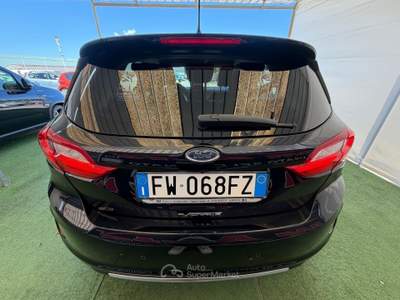Ford Fiesta VIGNALE 1.0 BENZINA 100CV Nero usata Giugliano