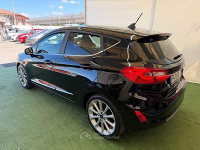 Ford Fiesta VIGNALE 1.0 BENZINA 100CV Nero usata Giugliano